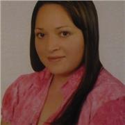 Profesora en preescolar imparte clases a niños de estas edades